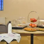 Hotell Logis - Le Saint Marcel 2*