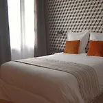 Logis - Le Saint Marcel Hotell 2*