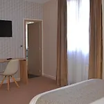 Logis - Le Saint Marcel Hotell Boé