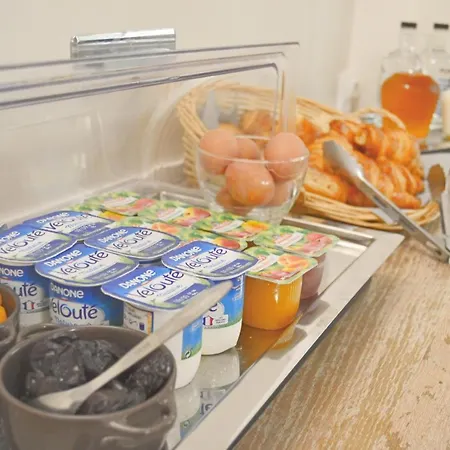 Logis - Chateau Saint Marcel 4*