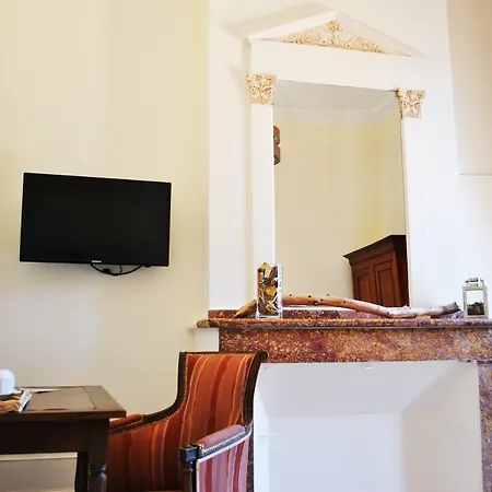 Logis - Chateau Saint Marcel