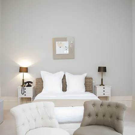 Otel Logis - Chateau Saint Marcel Boé