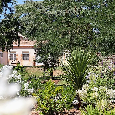 Otel Logis - Chateau Saint Marcel 4*