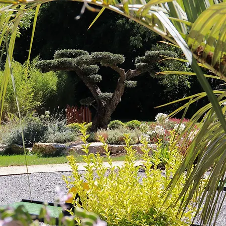 Logis - Chateau Saint Marcel Otel Boé