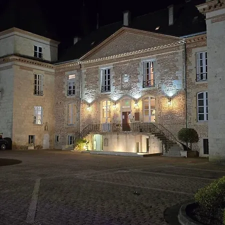 Hotel Logis - Le Saint Marcel 2*