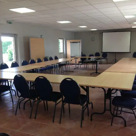 Logis - Le Saint Marcel 2*