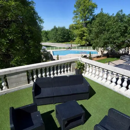 Hotel Logis - Chateau Saint Marcel 4*