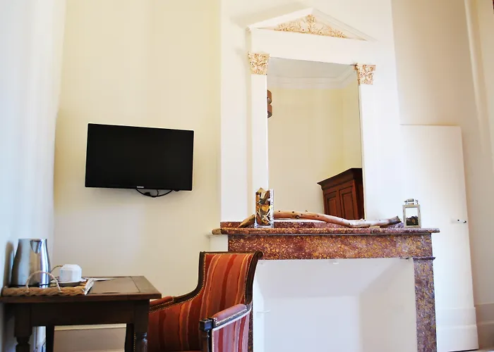 Logis - Chateau Saint Marcel