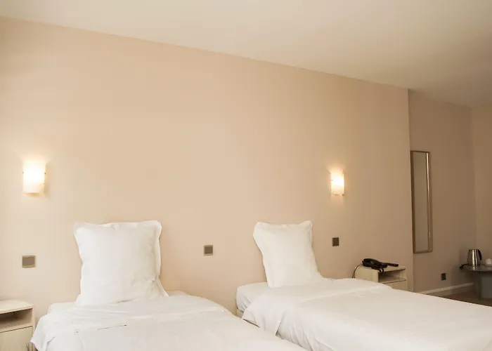 Logis Hotels - Le Saint Marcel Boé