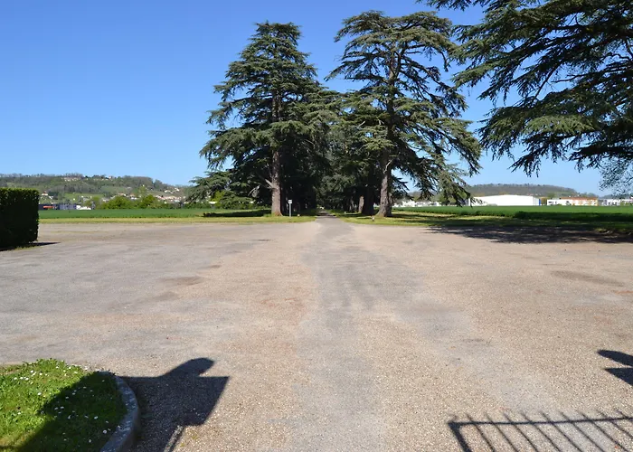 Logis - Chateau Saint Marcel