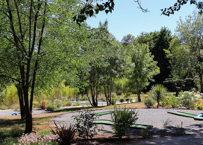 Hotel Logis - Chateau Saint Marcel