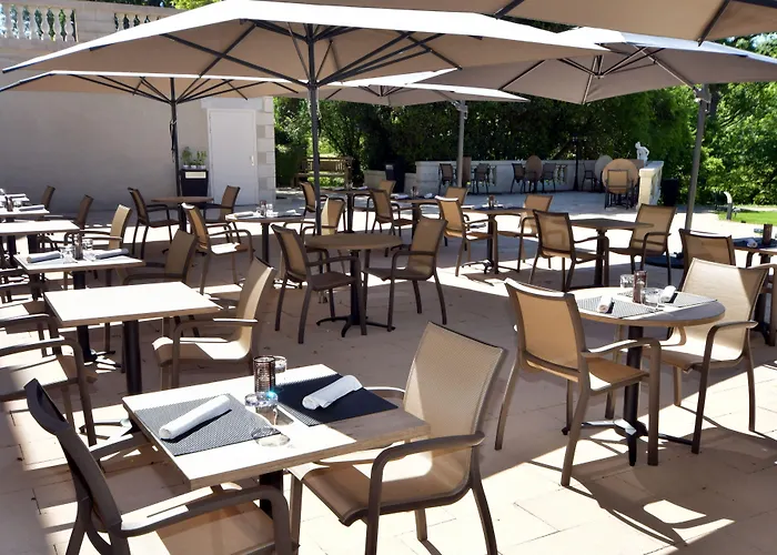 Logis - Chateau Saint Marcel 4* Boé